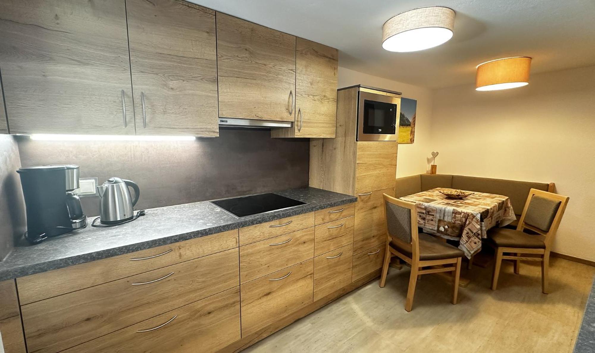 Alte Schmiede 4*